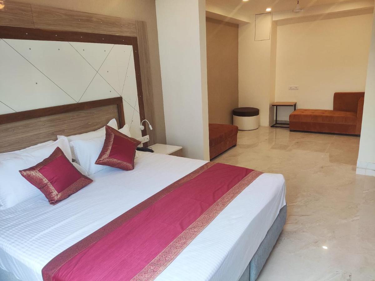 Hotel Xenia Varanasi Luaran gambar